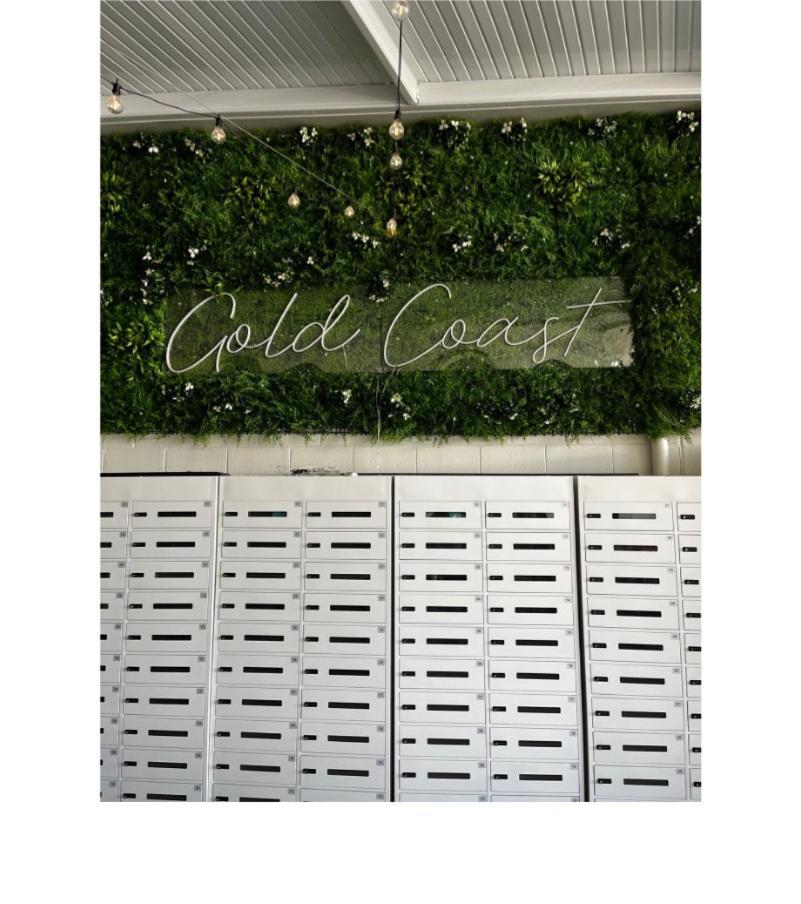 Capsuleaccom Hostel Gold Coast Esterno foto